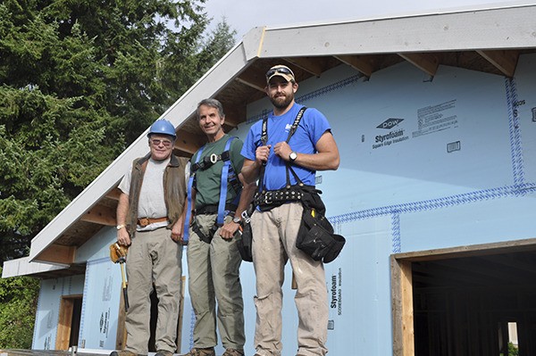 Volunteers Bob Tiemeyer