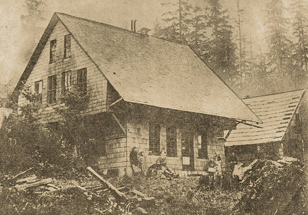 This is one of two houses Newbert and his sons built on the two homesteads, when completed it had 10 rooms.