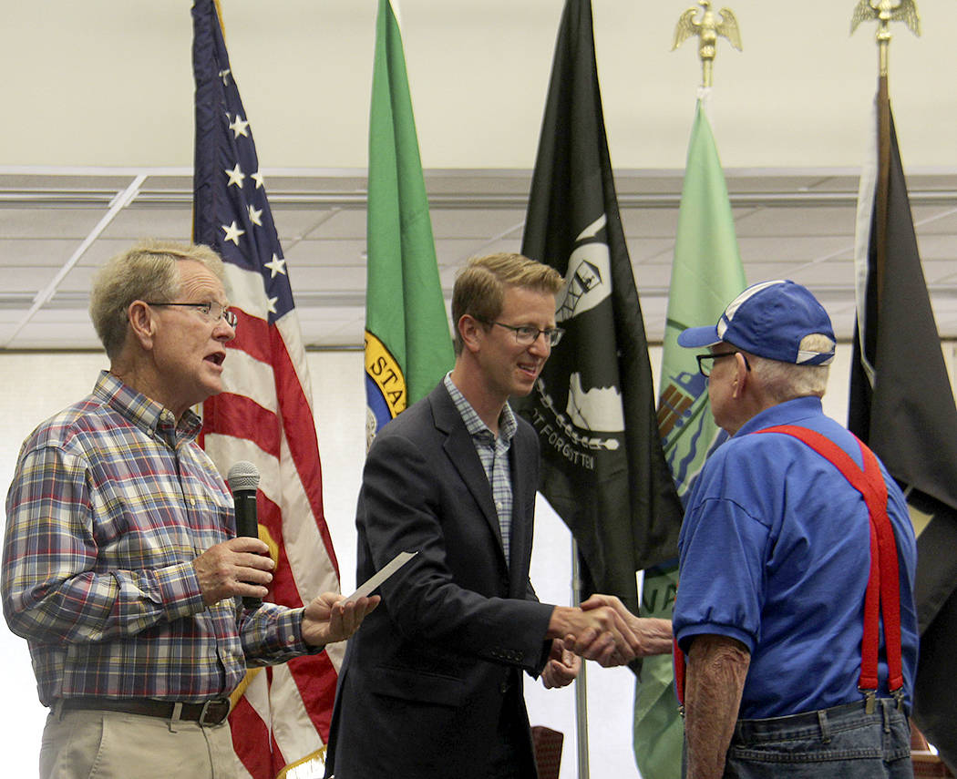 Kilmer offers Vietnam Veterans Community Pinning Ceremony