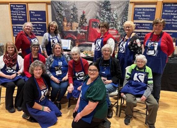 After all the organizing and hard work, the Soroptimist International of the Olympic Rain Forest members were ready for the auction to begin. This annual auction is the group’s main fundraiser and helps support their many good community activities. Submitted photos